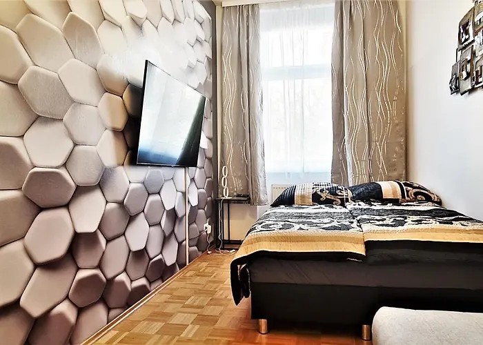 Boutique - Luxury 2