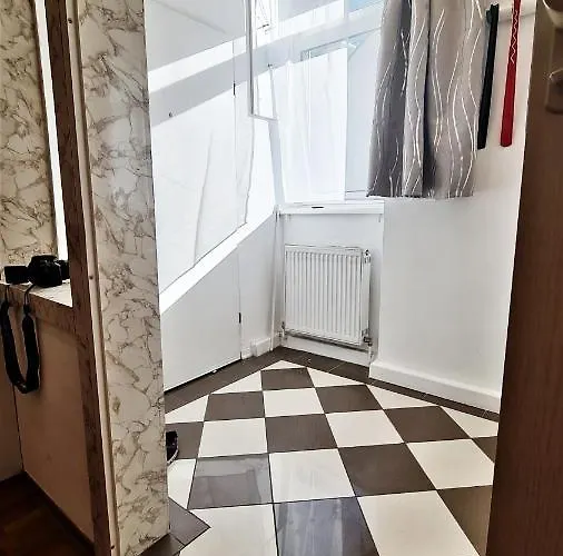 Boutique - Luxury 2